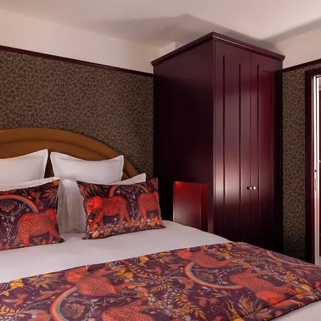 Hotel Ginette A La Folie & 4*