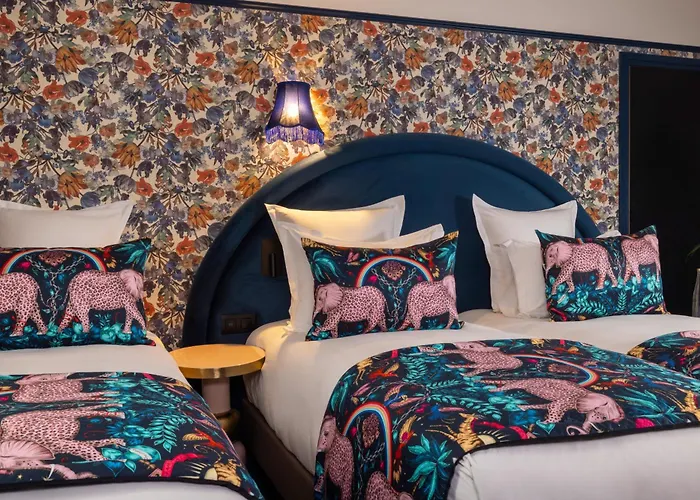 Otel Ginette A La Folie &
