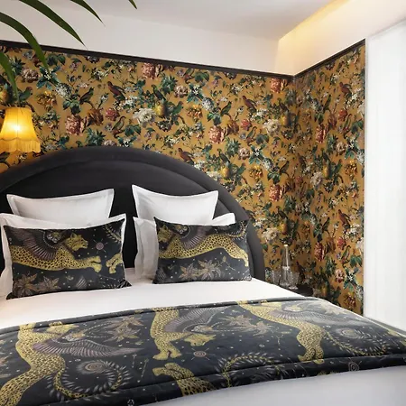 Ginette A La Folie & Paris