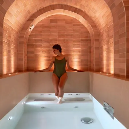 Hotel Ginette A La Folie &