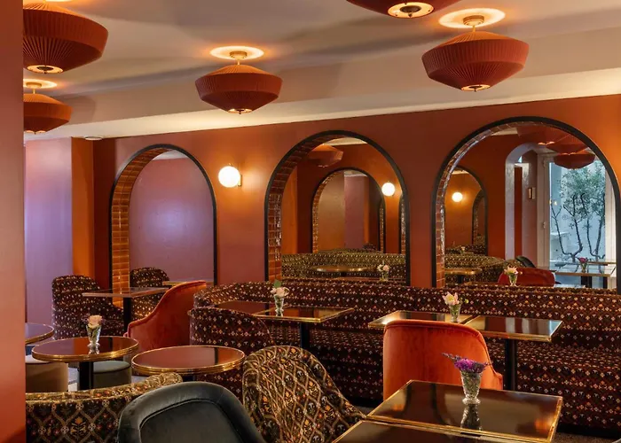 Hotel Ginette A La Folie & Paris