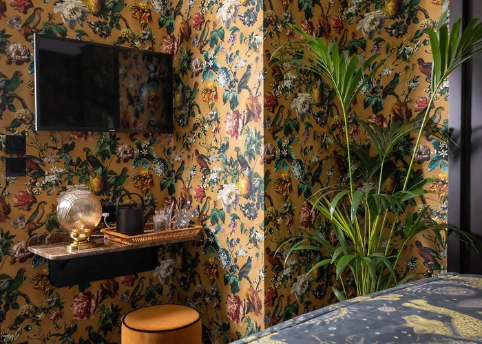 Hotel Ginette A La Folie &