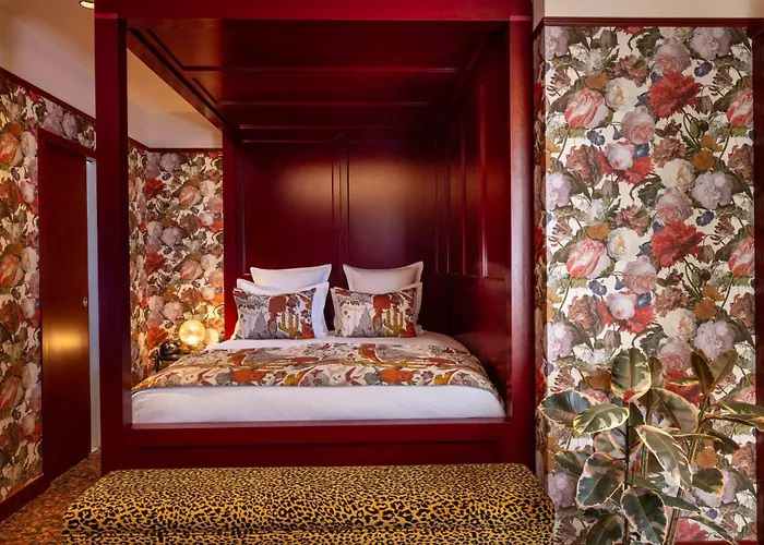 Hotel Ginette A La Folie & Paris