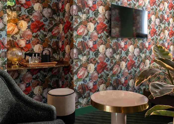 Hotel Ginette A La Folie & Paris