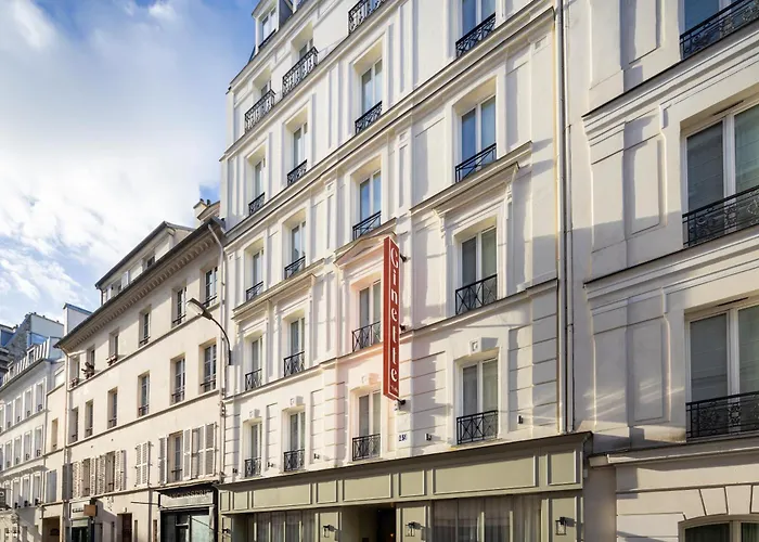 Ginette A La Folie & Hotel Paris